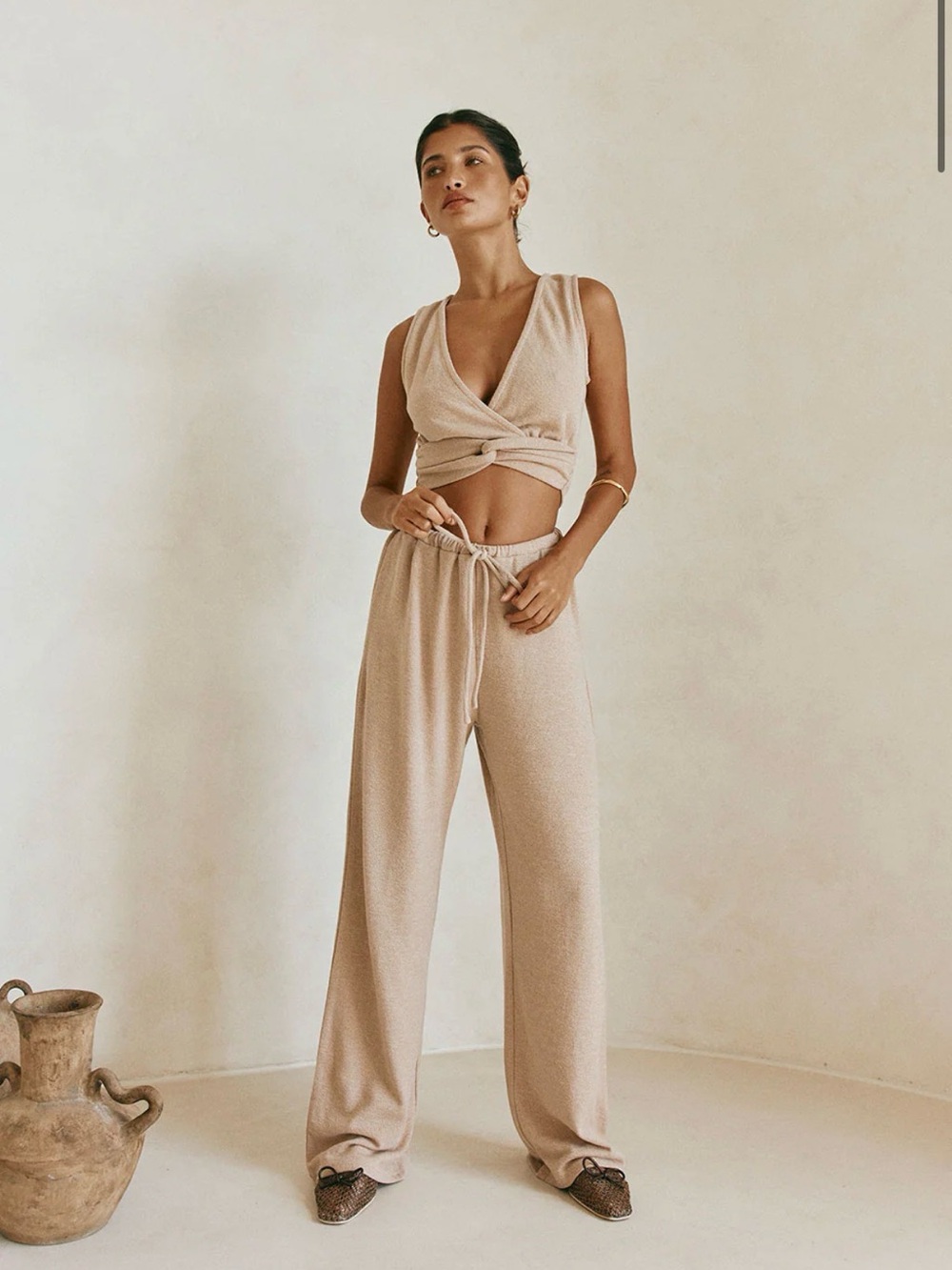 Sabo Skirt Beige Wide-Leg Set
Top+Pants 
Top-XS
Pants -S